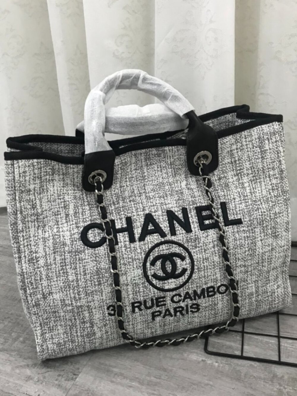 NWT - Authentic-Chanel